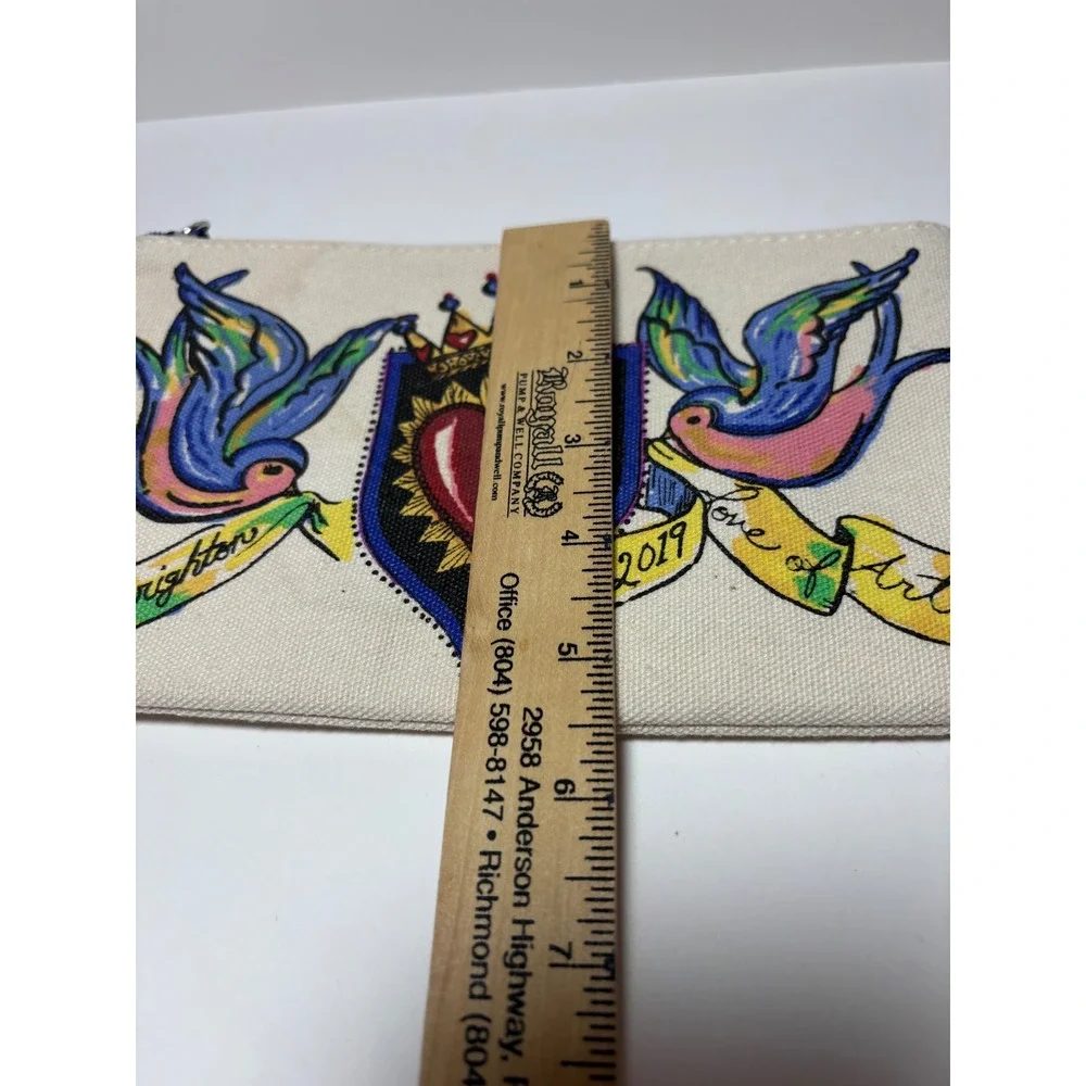 Brighton Love of Art 2019 Canvas Pouch Tattoo Swallows Sacred Heart Cream Blue